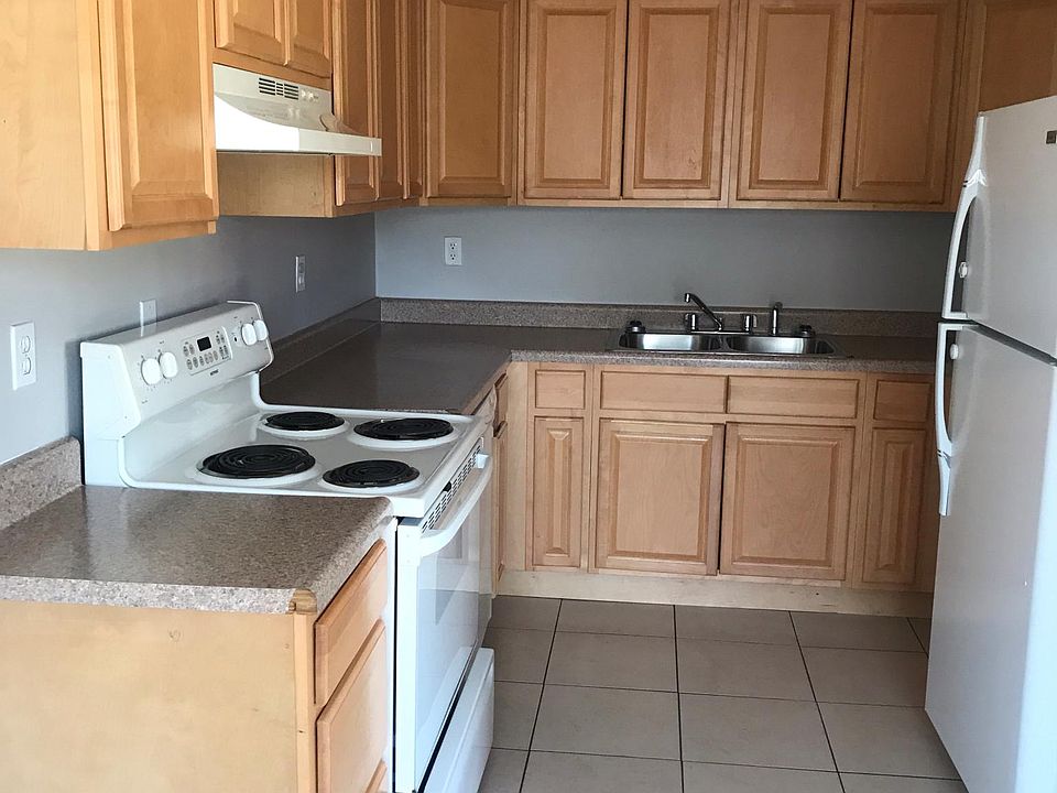 2nd image of 1723 Princeton Ave
