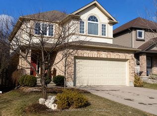 855 Sandcherry St, London, ON N6H 5V1