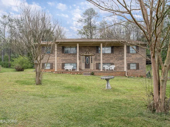 655 Wesley Rd, Lenoir City, TN 37772