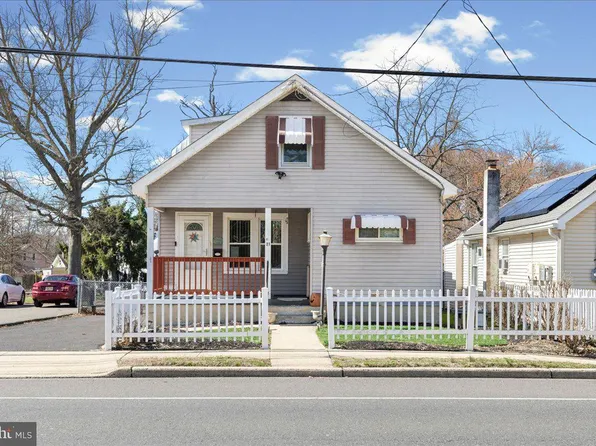 21 Buttonwood Dr, Ewing, NJ 08638