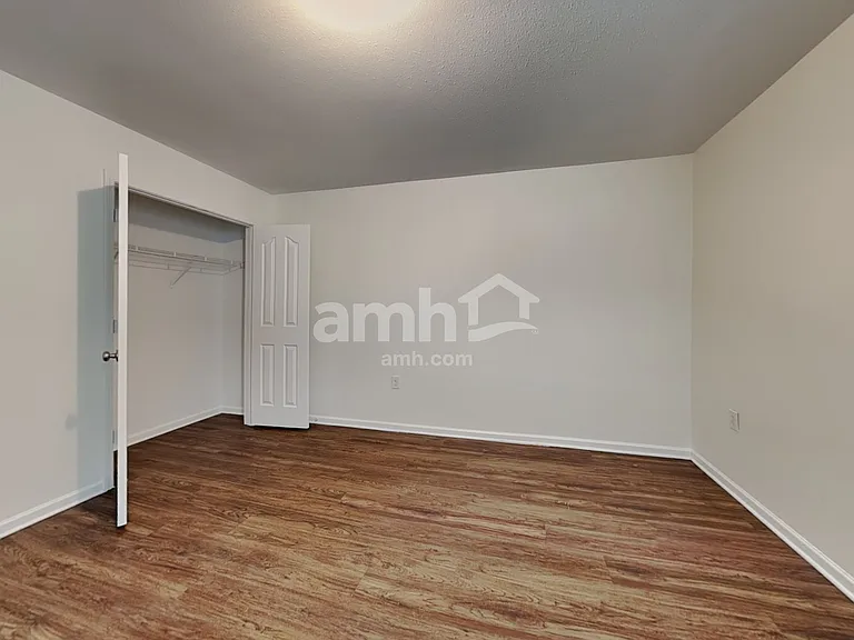 1524 Eastway Dr — Photo 20