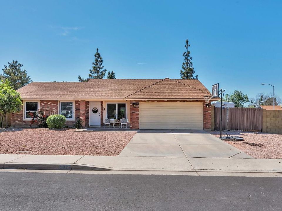 1st image of 5027 E Fairbrook Cir