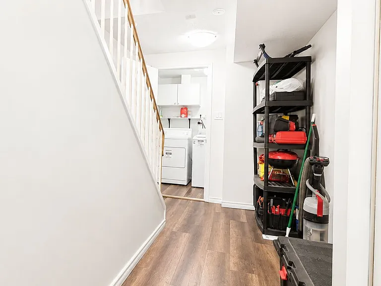 210 Highland Cres #19 — Photo 25
