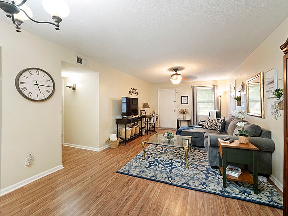2nd image of 2130 S Main St #11421009