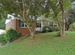 2840 Saint George Rd, Winston Salem, NC 27106