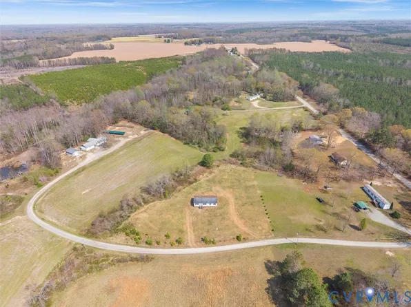 182 Clarks Rd, Saint Stephens Church, VA 23148