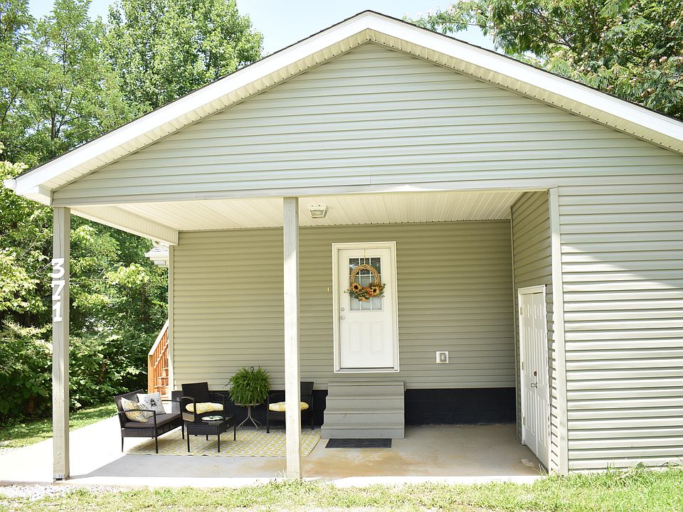 1st image of 371 Eagle Ln