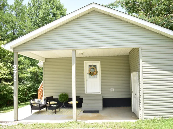371 Eagle Ln, Middlesboro, KY 40965