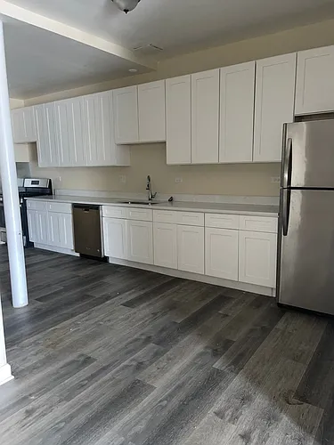 2900-04 N Laramie Avenue W George St #5200-06 Photo 1