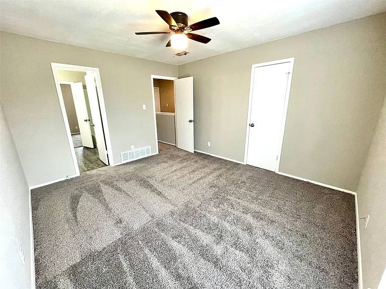 3813 Coates Cir — Photo 21