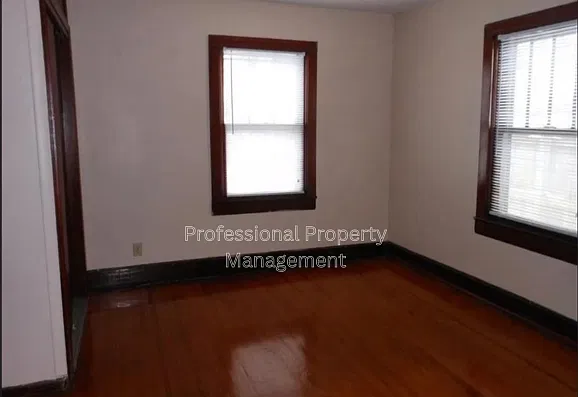 2 bed, 900 sqft, $925 — Photo 3