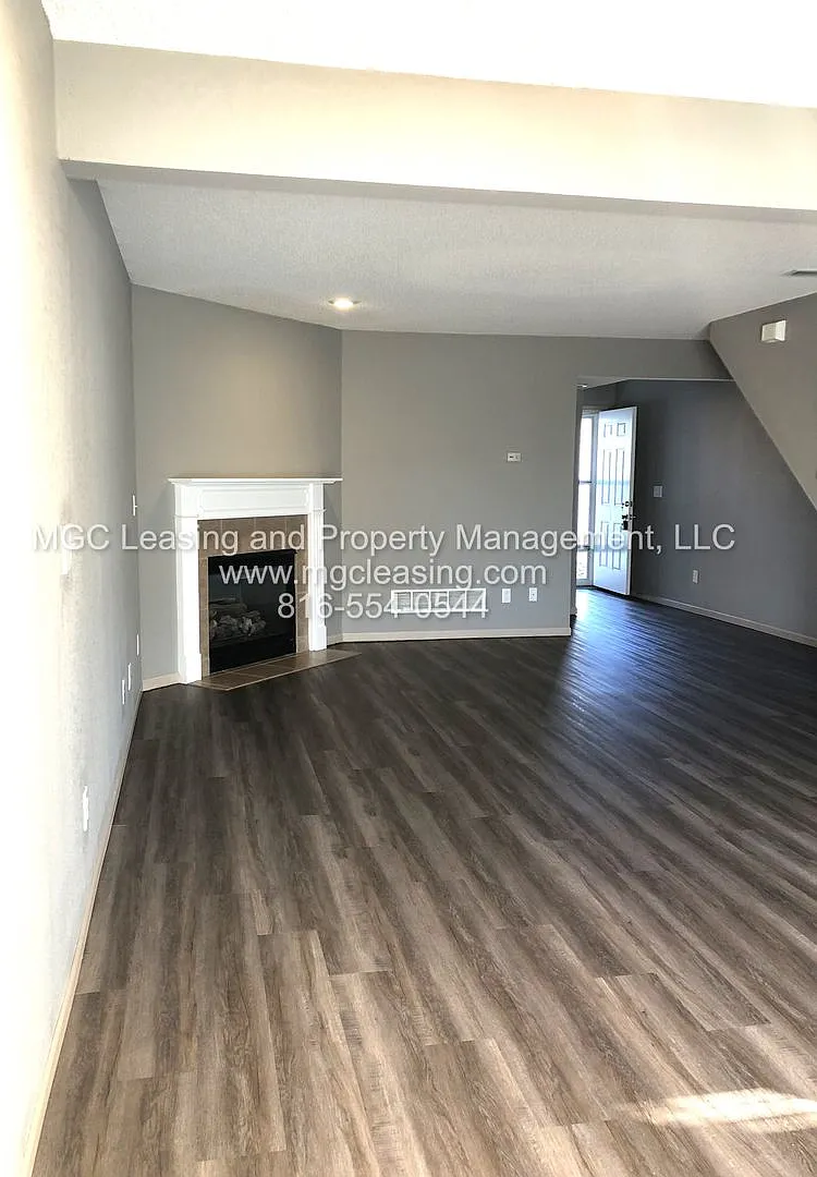 South Garden Townhomes — Photo 4