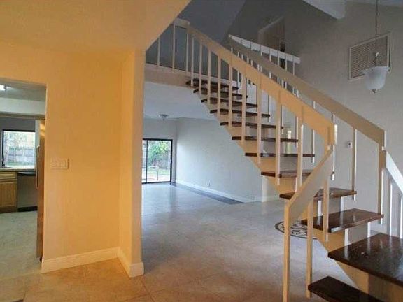 4th image of 2330 NW 120th Way
