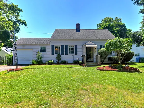 105 Wilmot Road, Hamden, CT 06514