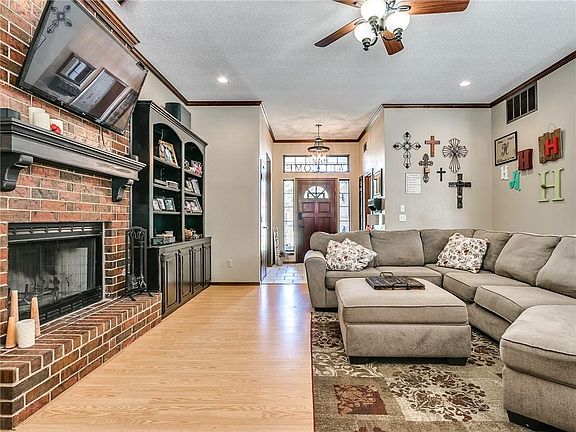 4th image of 13201 Maple Leaf Dr