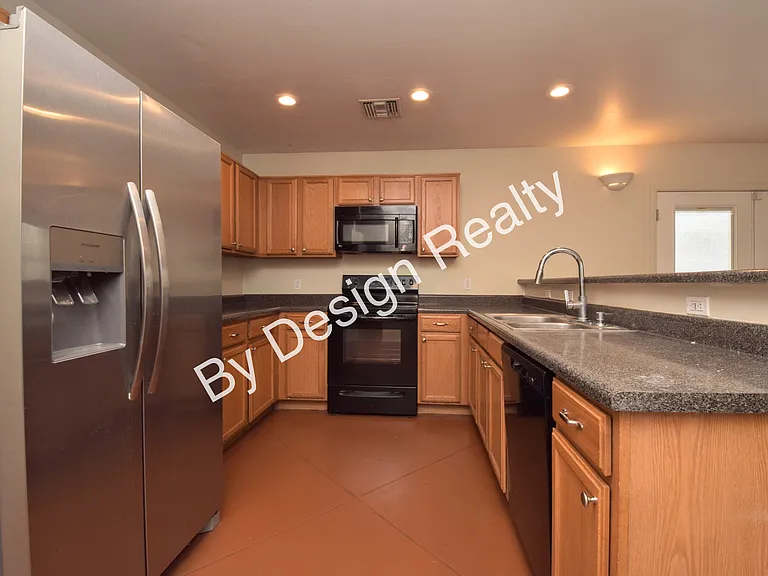203 S Cherry Ave #2 — Photo 10
