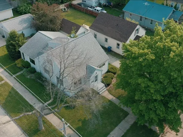 501 7th Ave, Charles City, IA 50616