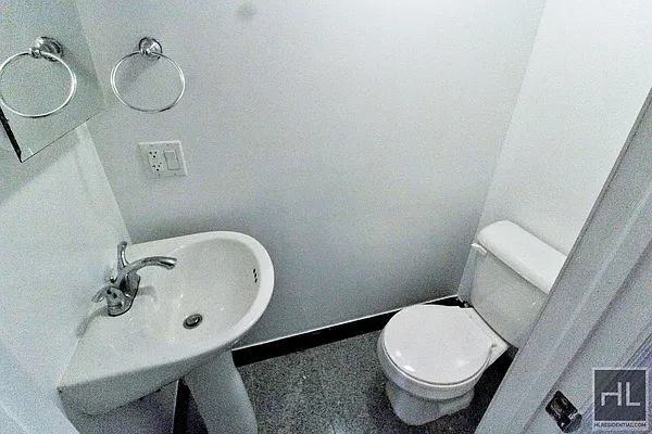 Rented by Highline Residential | media 13