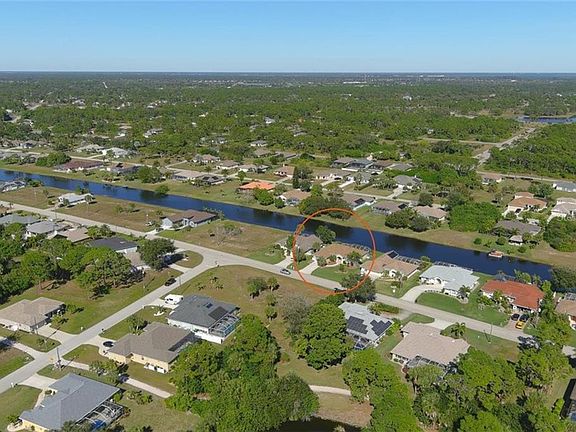 2nd image of 749 Rotonda Cir