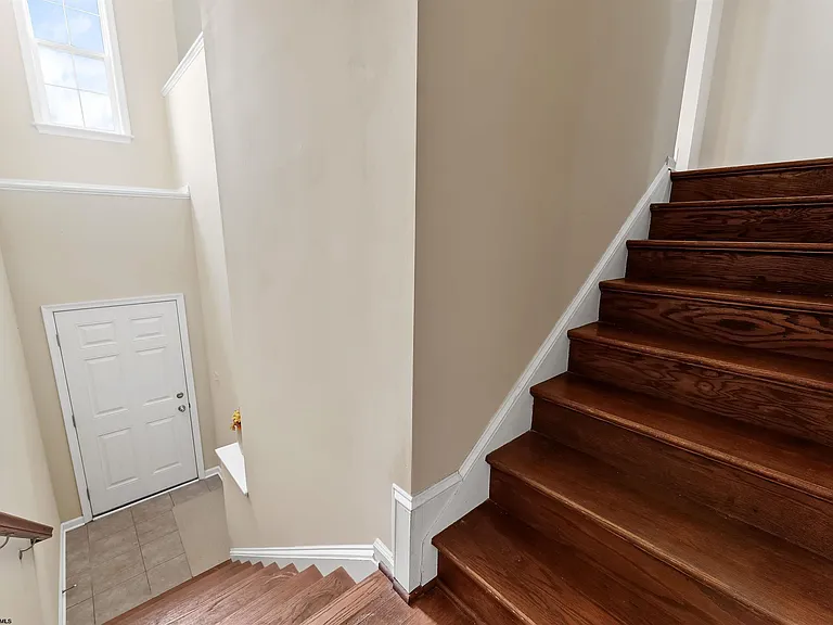 3313 Sun Ct — Photo 16