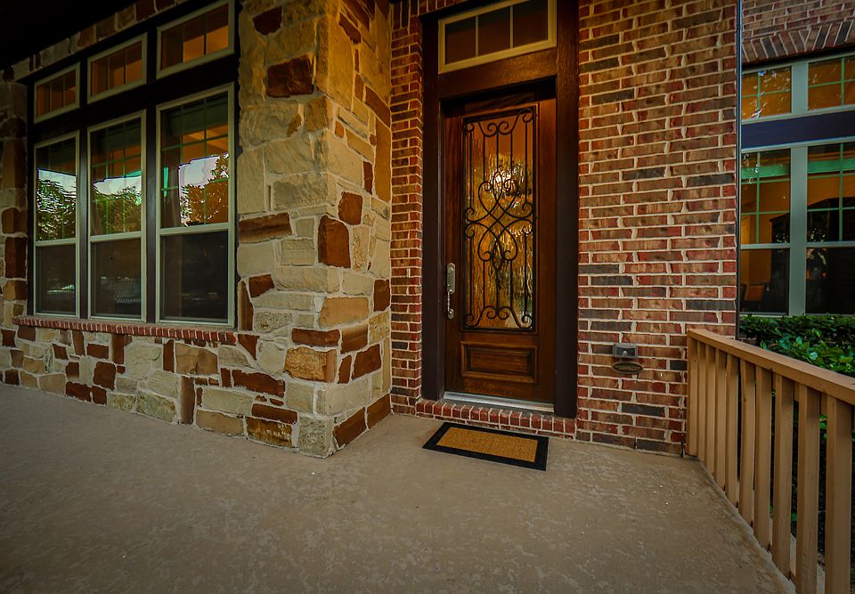 1st image of 6114 S Tamarino Park Ln
