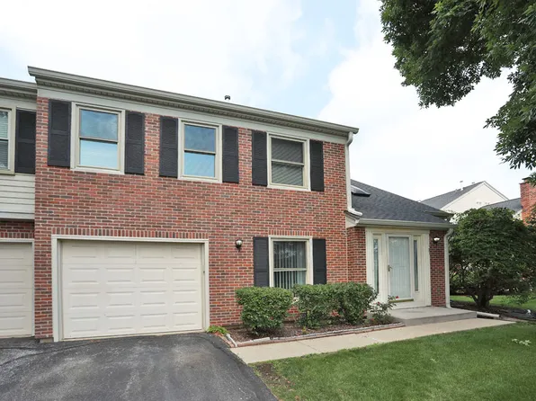 125 Bright Ridge Dr, Schaumburg, IL 60194