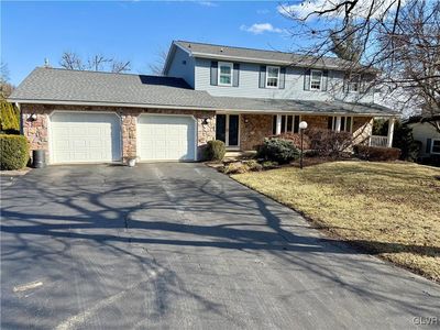 1515 Coventry Rd S, Allentown, PA, 18104