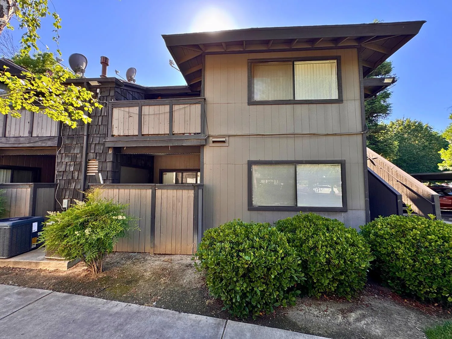 2 bed, 802 sqft, $1,395 — Photo 2