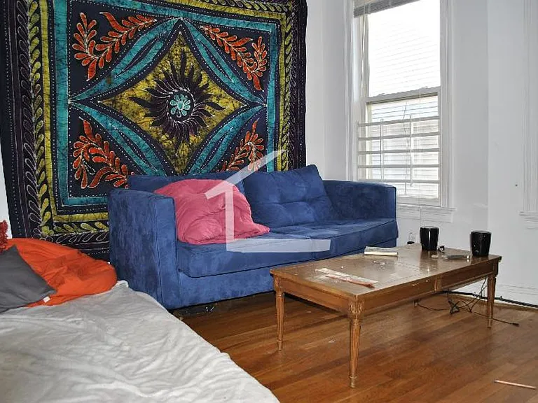 17 Pratt St #1 — Photo 3