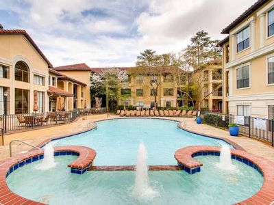 3777 Peachtree Rd NE APT 1014, Atlanta, GA, 30326