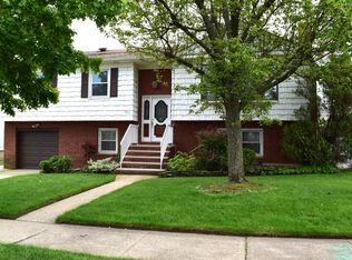 526 Stafford Ave, Staten Island, NY 10312