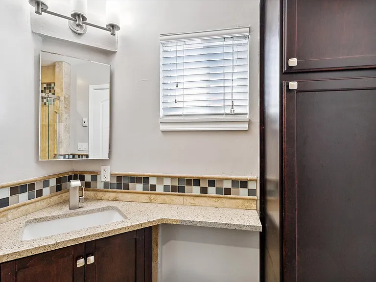 12912 Bryce Ave NE — Photo 23