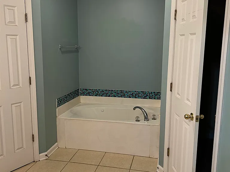 9837 Oldham Dr — Photo 7