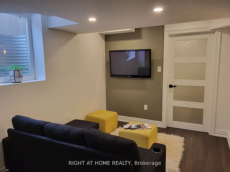 495 George Ryan Ave #BASEMENT — Photo 3