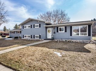 2311 Lilac Ln N, Fargo, ND 58102