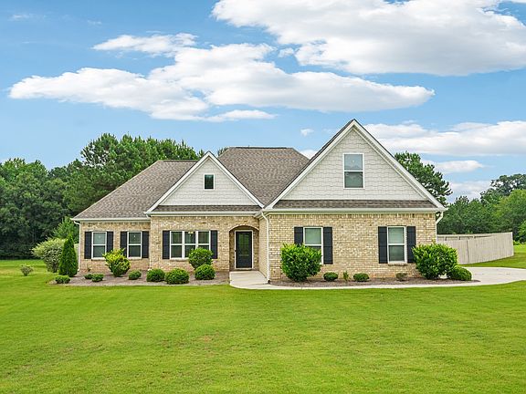 2nd image of 1121 Birchwood Dr