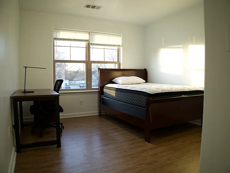 College Center Apartments — Photo 106
