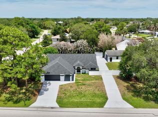 1721 SW Ocean Cove Ave, Port Saint Lucie, FL 34953