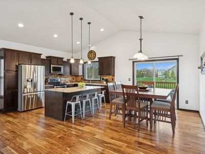 9205 198th St W, Lakeville, MN, 55044