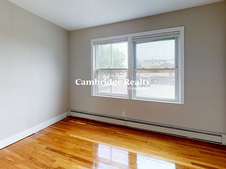 280 McGrath Hwy #1T — Photo 3