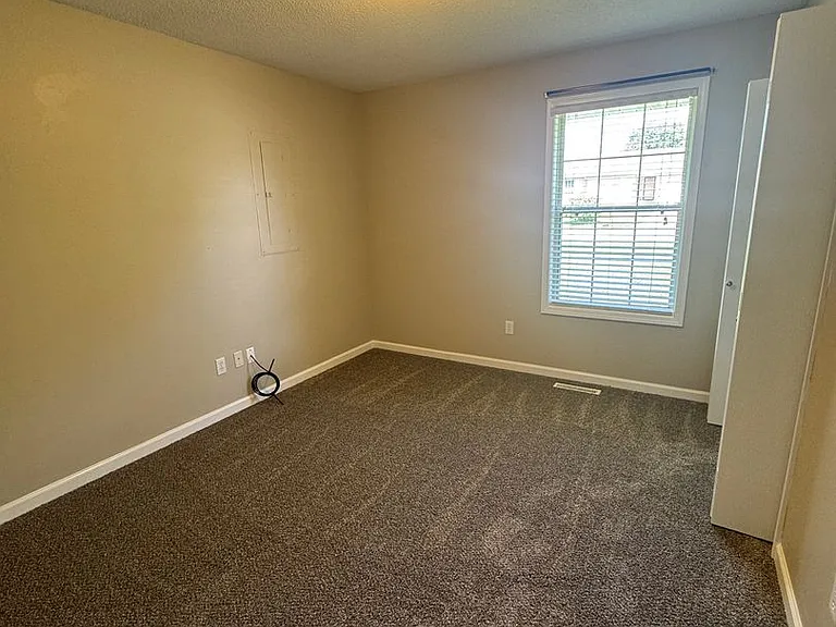 509 S Whippoorwill Dr — Photo 11