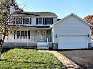 11 Alyce Ter, Waterbury, CT 06708