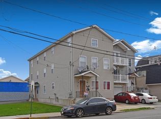 661 Court St, Elizabethport, NJ 07206