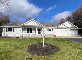 4916 Hummingbird Ln, Stevens Point, WI 54482