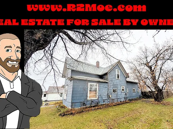 110 N 3rd St, Drayton, ND 58225