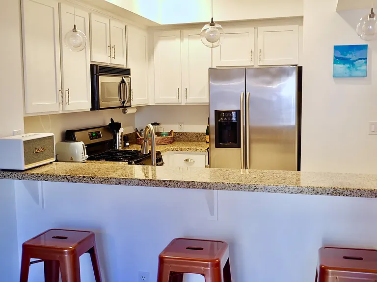 450 J St #4101 — Photo 11