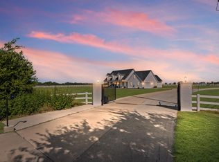 821 Silent Valley Rd, Lockhart, TX 78644