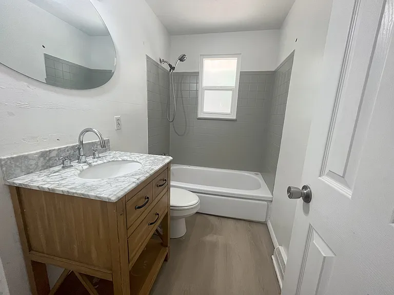3220 Dudley St — Photo 10