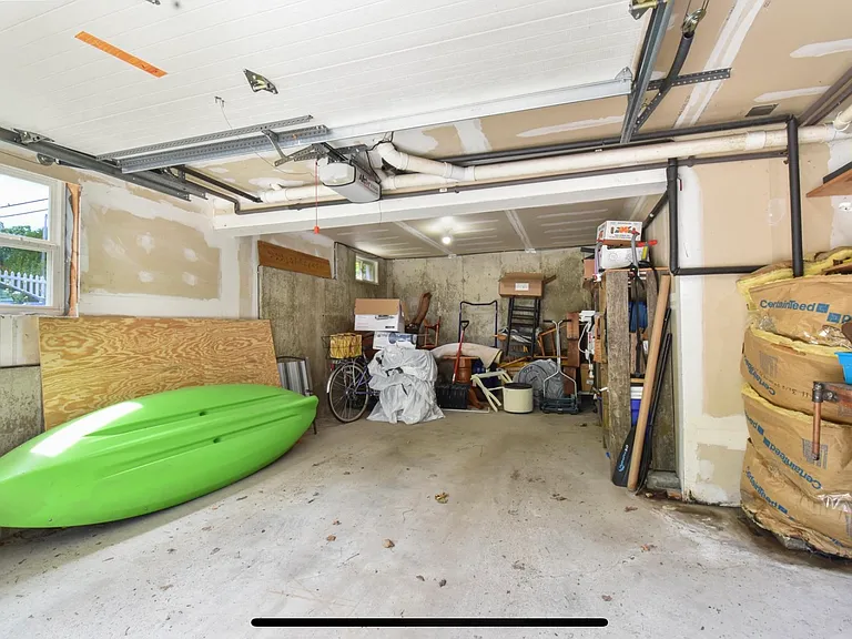 Middle St — Photo 11