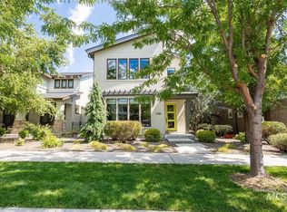 2740 S Honeycomb Way, Boise, ID 83716